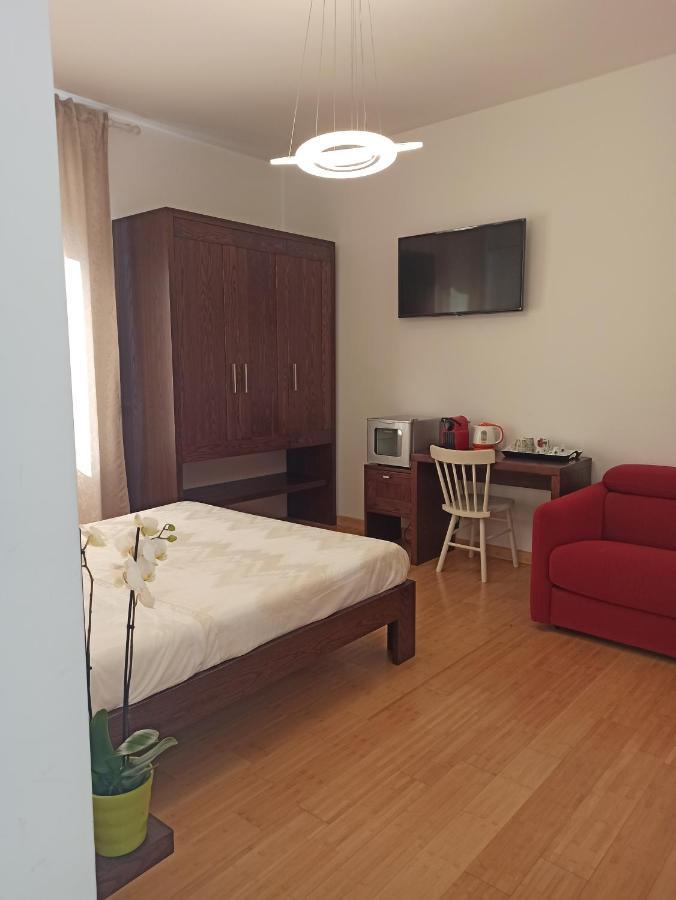 B&B Suite And Rooms San Giovanni Ρώμη Εξωτερικό φωτογραφία