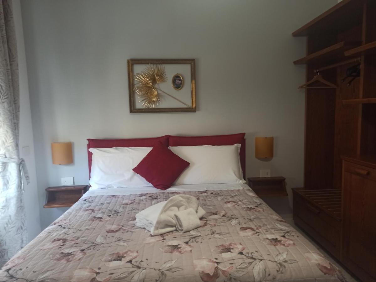 B&B Suite And Rooms San Giovanni Ρώμη Εξωτερικό φωτογραφία