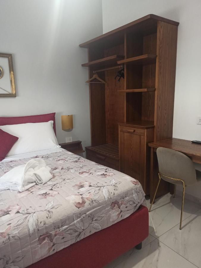 B&B Suite And Rooms San Giovanni Ρώμη Εξωτερικό φωτογραφία