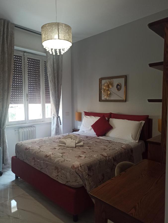B&B Suite And Rooms San Giovanni Ρώμη Εξωτερικό φωτογραφία